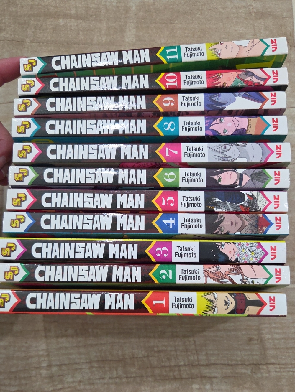 Chainsaw Man Manga Volumes Set - White/Black Spine Collection